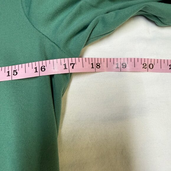 The North Face Women’s Performance 1/2-Zip Top Medium Green EUC - Picture 9 of 10